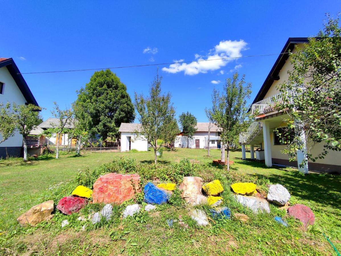 Apartments Eco Forest Resort Раковица Экстерьер фото